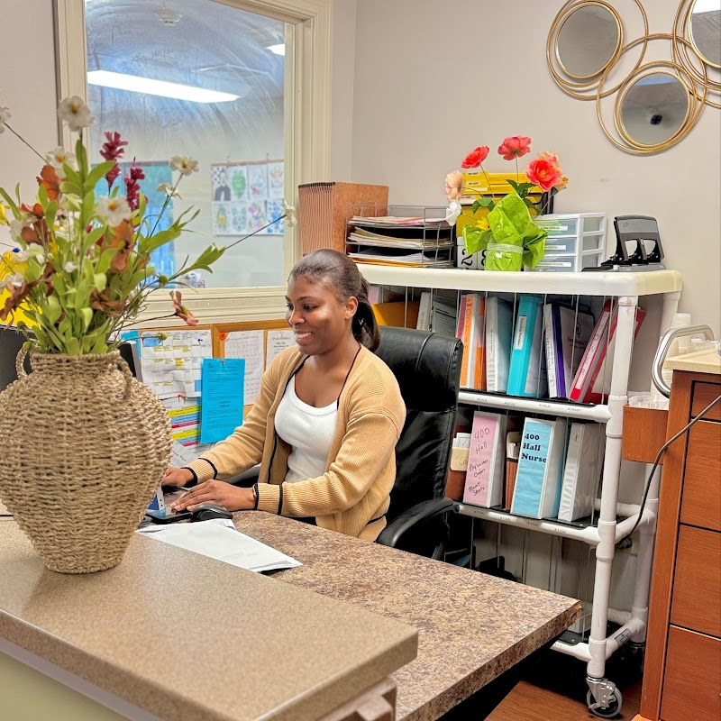 CANTERBURY NURSING AND REHABILITATION CENTER nursing home in FORT WAYNE, IN - Photo 2 of 10