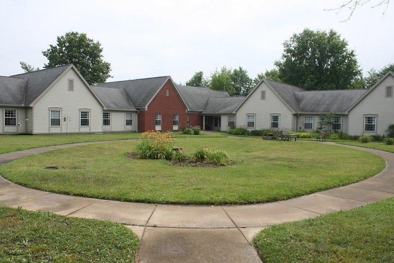 CHARLESTOWN PLACE AT NEW ALBANY nursing home in NEW ALBANY, IN - Photo 3 of 5