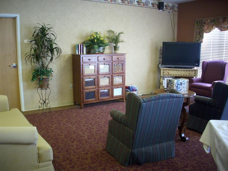 OAKWOOD HEALTH CAMPUS nursing home in TELL CITY, IN - Photo 3 of 10