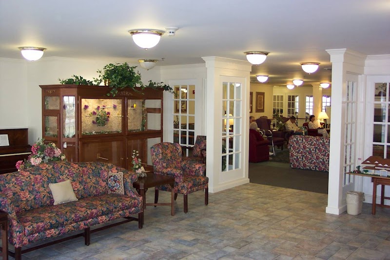 RIVER POINTE HEALTH CAMPUS nursing home in EVANSVILLE, IN - Photo 3 of 9