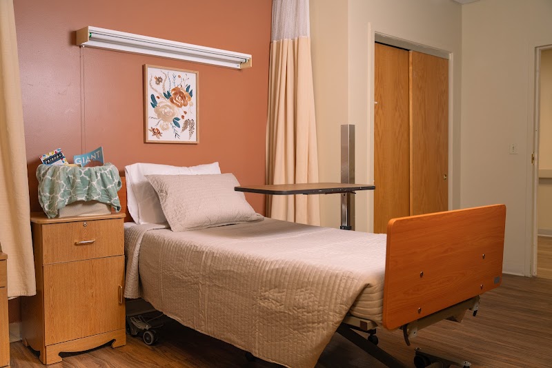 COLONIAL NURSING HOME nursing home in CROWN POINT, IN - Photo 4 of 5