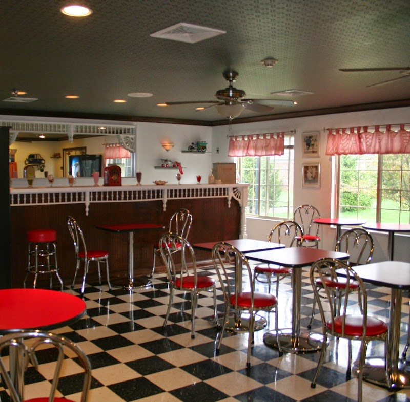 THORNTON TERRACE HEALTH CAMPUS nursing home in HANOVER, IN - Photo 5 of 9