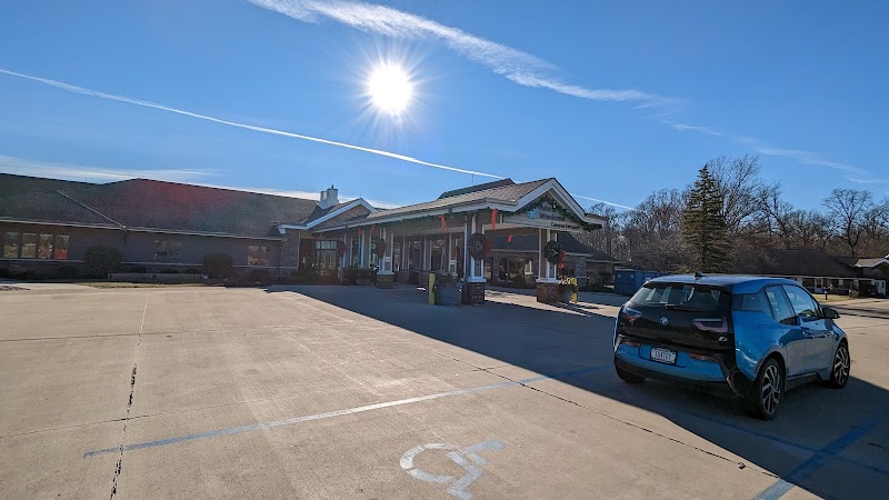 ADAMS WOODCREST nursing home in DECATUR, IN - Photo 4 of 9