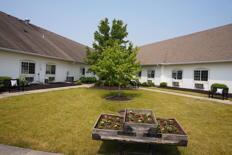 COVENTRY MEADOWS nursing home in FORT WAYNE, IN - Photo 4 of 10