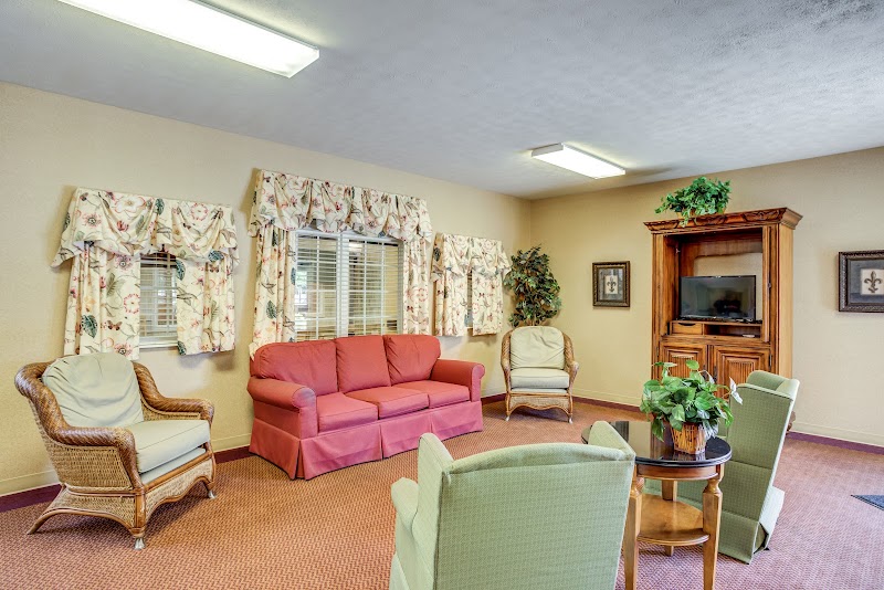 MORRISON WOODS HEALTH CAMPUS nursing home in MUNCIE, IN - Photo 3 of 5