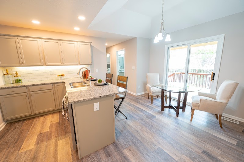 OTTERBEIN FRANKLIN SENIORLIFE COMM RES & COM CARE nursing home in FRANKLIN, IN - Photo 3 of 5