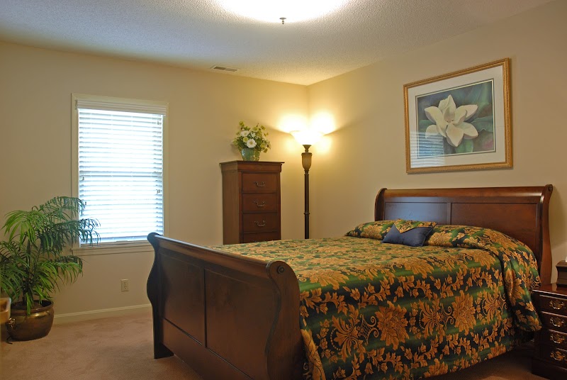 TERRACE AT SOLARBRON THE nursing home in EVANSVILLE, IN - Photo 4 of 5