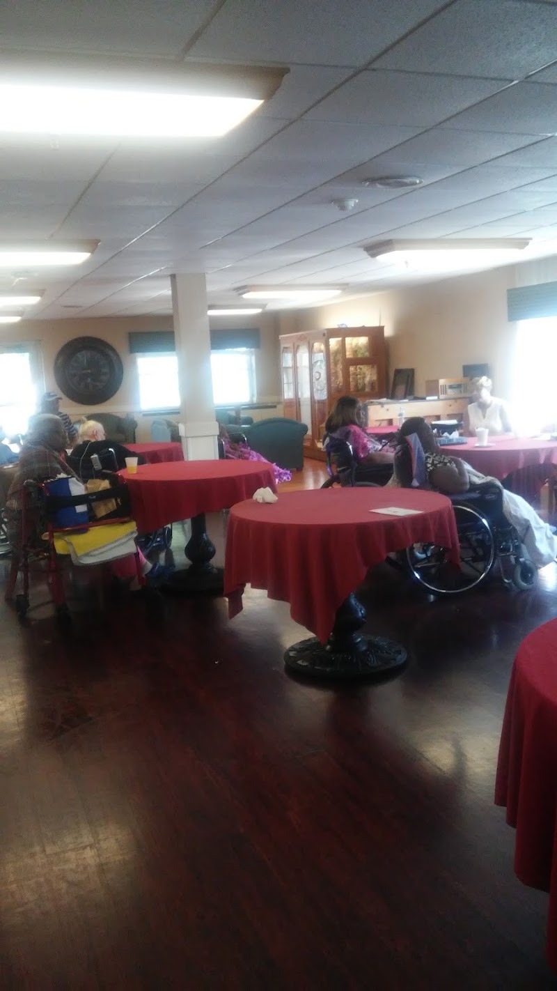 PRAIRIE LAKES HEALTH CAMPUS nursing home in NOBLESVILLE, IN - Photo 3 of 8