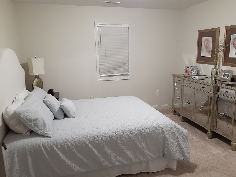 RETREAT AT THE STRATFORD, THE nursing home in CARMEL, IN - Photo 3 of 5