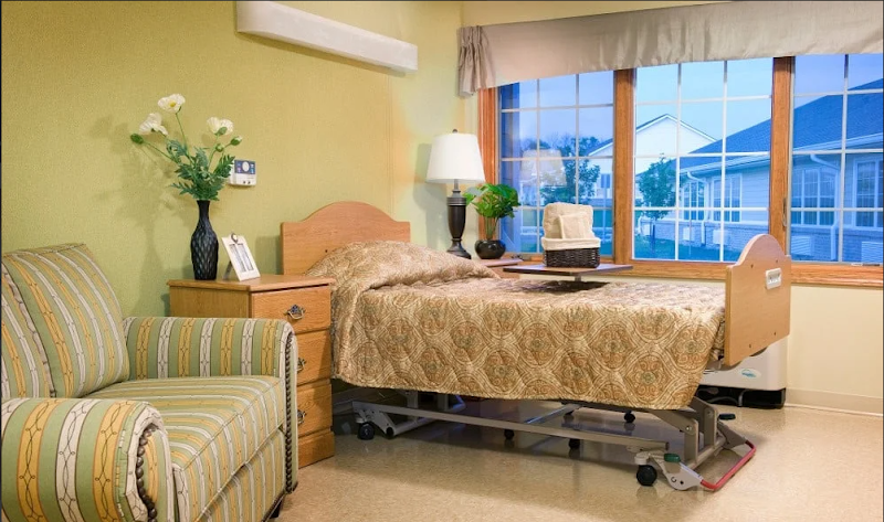 ASHTON CREEK HEALTH AND REHABILITATION CENTER nursing home in FORT WAYNE, IN - Photo 3 of 10