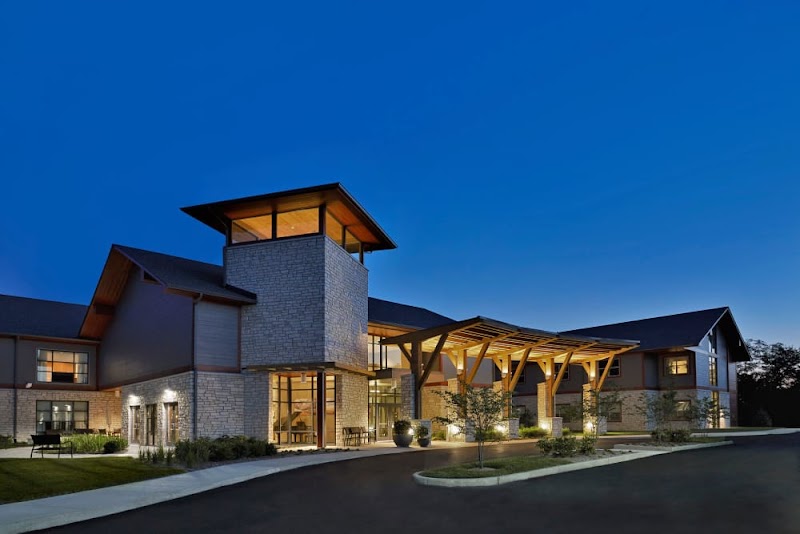 WELLBROOKE OF WESTFIELD nursing home in WESTFIELD, IN - Photo 3 of 10