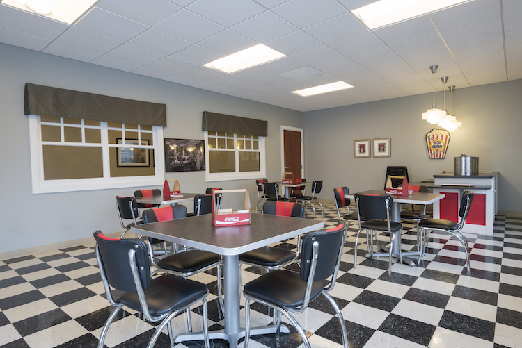 GREY STONE HEALTH & REHABILITATION CENTER nursing home in FORT WAYNE, IN - Photo 3 of 5