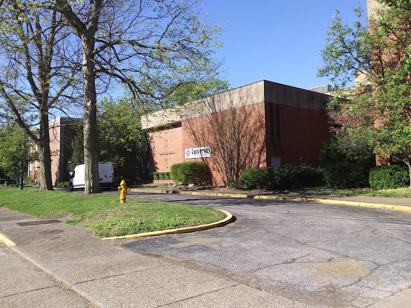 APERION CARE LINCOLN nursing home in EVANSVILLE, IN - Photo 3 of 5