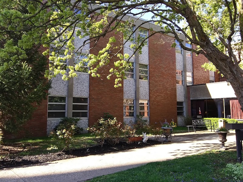 APERION CARE LINCOLN nursing home in EVANSVILLE, IN - Photo 5 of 5