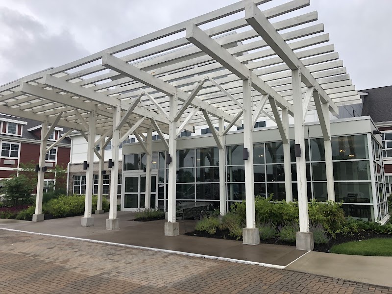 EVERGREEN CROSSING AND THE LOFTS nursing home in INDIANAPOLIS, IN - Photo 3 of 5