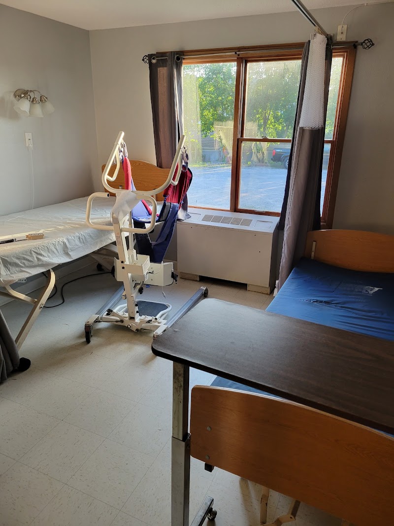 Iowa City Rehab & Health Care nursing home in Iowa City, IA - Photo 2 of 5