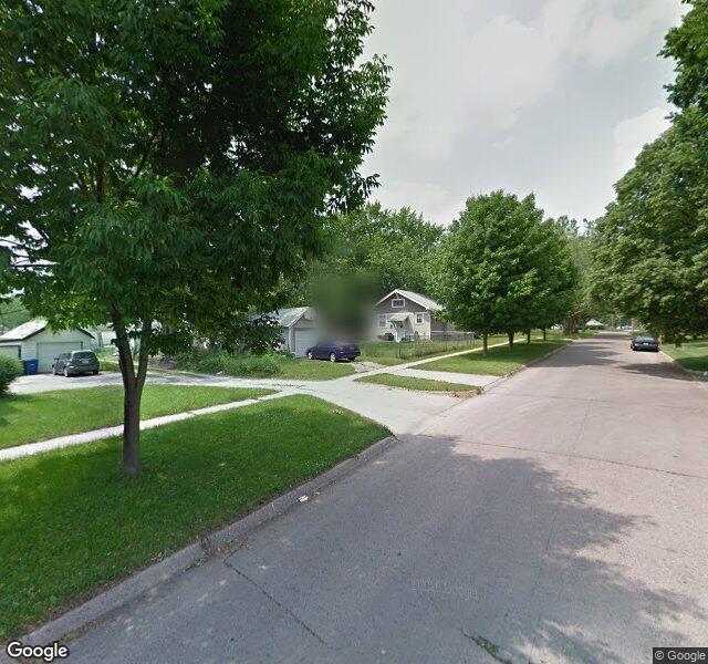 Azria Health Park Place nursing home in Des Moines, IA - Photo 2 of 2