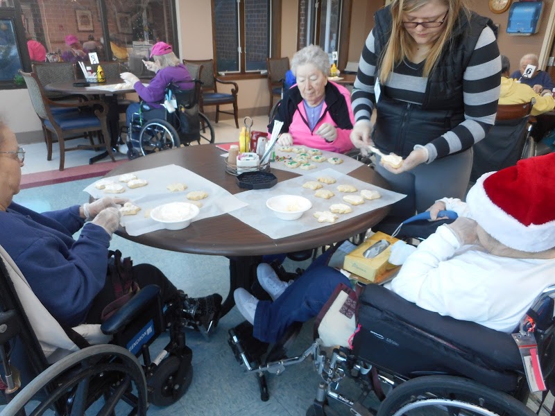 Ravenwood Specialty Care nursing home in WATERLOO, IA - Photo 3 of 5