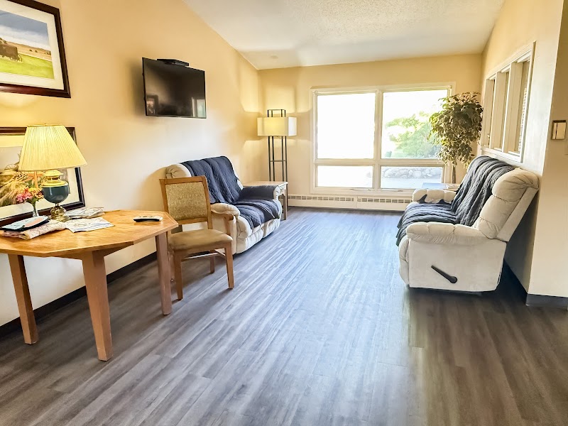 Accura Healthcare of New Hampton nursing home in New Hampton, IA - Photo 3 of 5