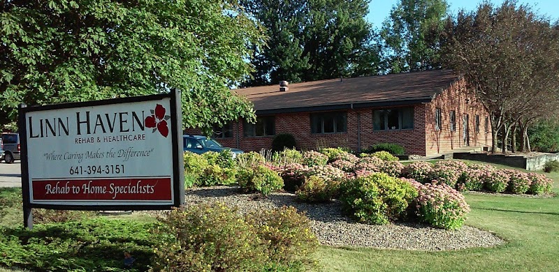 Accura Healthcare of New Hampton nursing home in New Hampton, IA - Photo 4 of 5