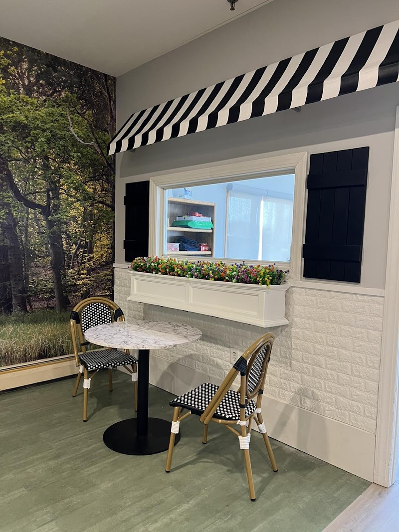 Traditions Memory Care of Newton nursing home in NEWTON, IA - Photo 3 of 6