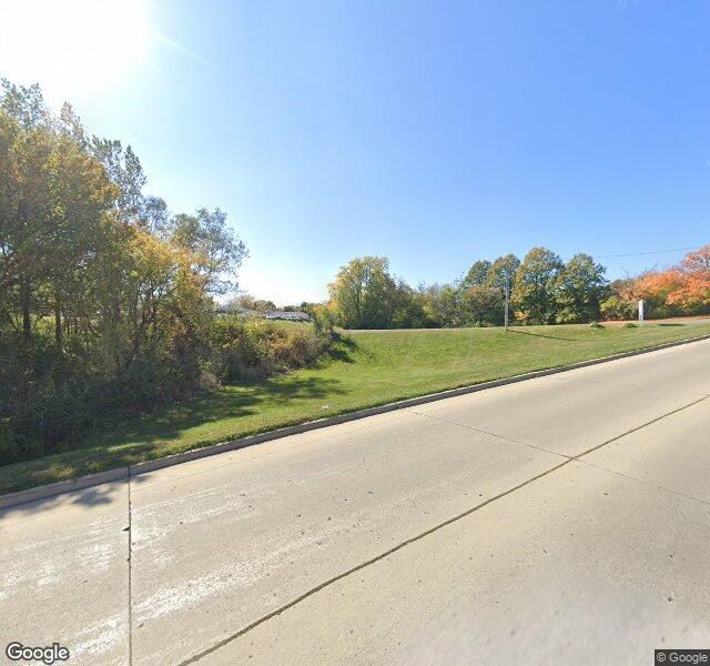 Accura Healthcare of Newton East, LLC nursing home in Newton, IA - Photo 2 of 2