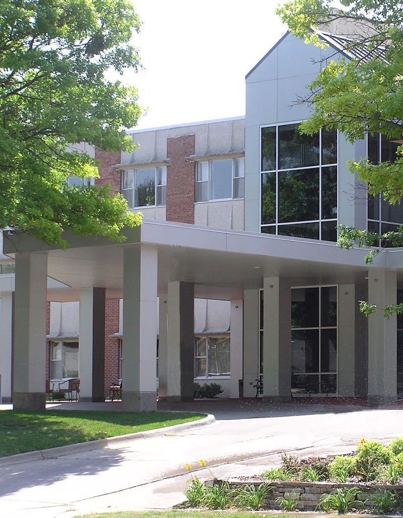 Calvin Community nursing home in Des Moines, IA - Photo 5 of 10