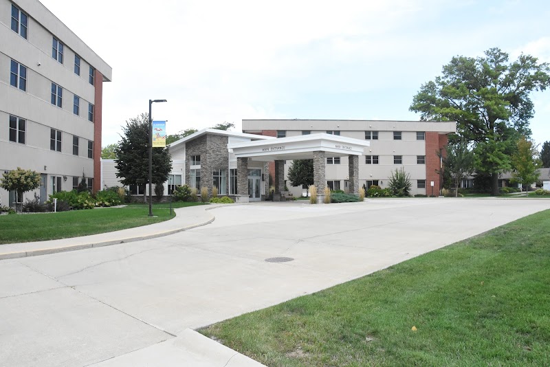 Halcyon House nursing home in Washington, IA - Photo 3 of 10