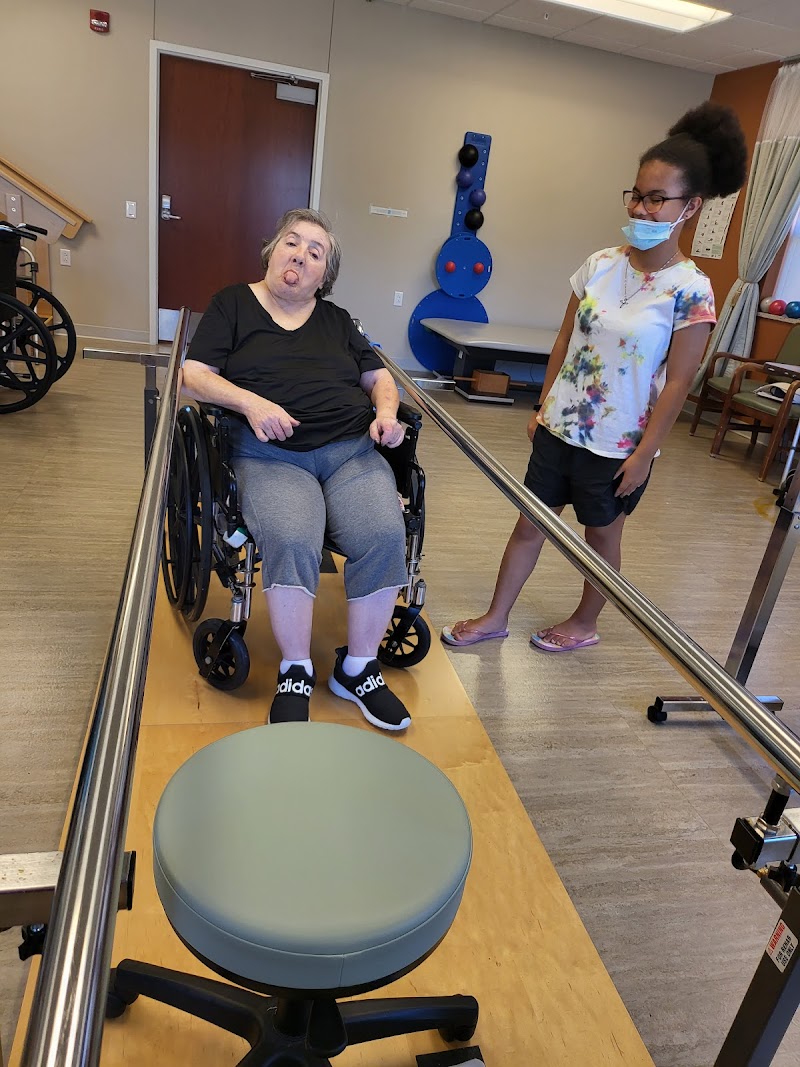 Crystal Heights Care Center nursing home in Oskaloosa, IA - Photo 4 of 9