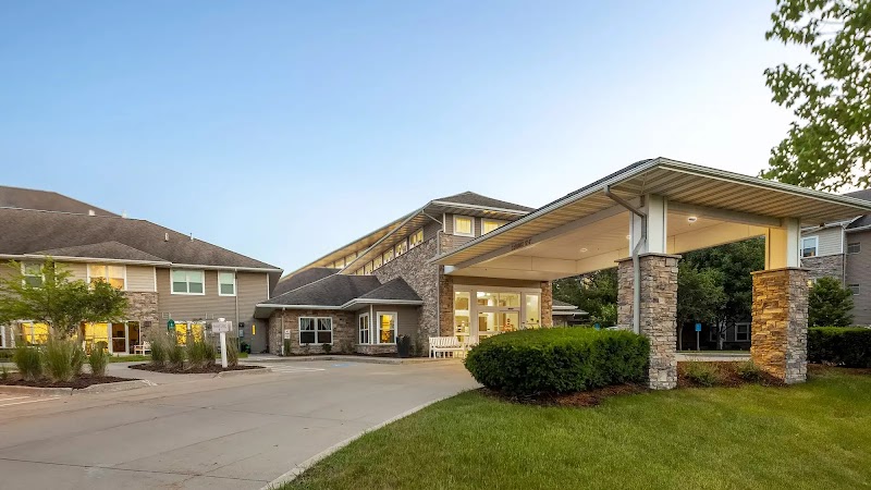 Independence Village of Waukee nursing home in Waukee, IA - Photo 2 of 10