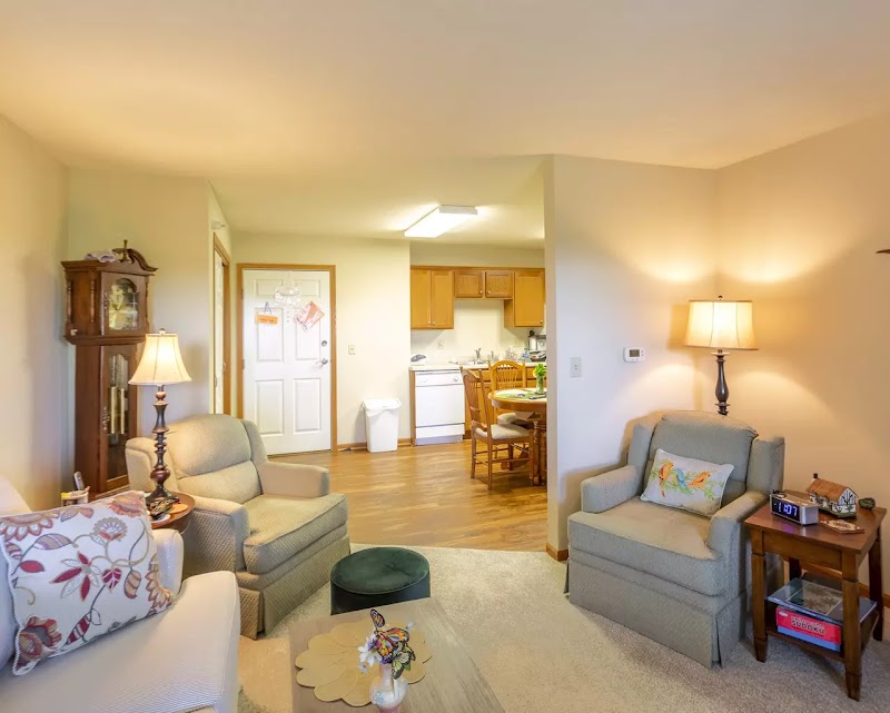 Independence Village of Waukee nursing home in Waukee, IA - Photo 3 of 10