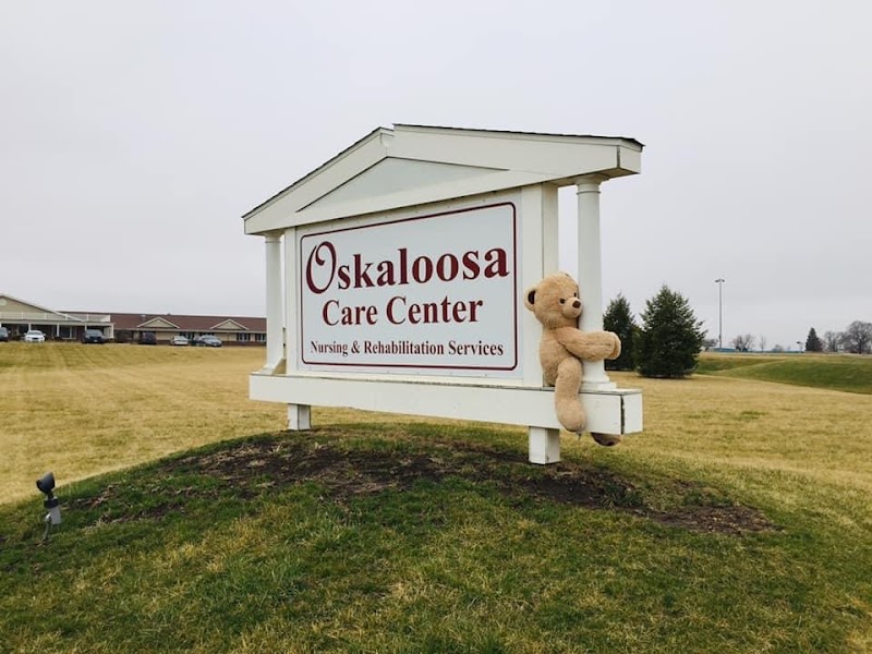 Oskaloosa Care Center nursing home in Oskaloosa, IA - Photo 2 of 5