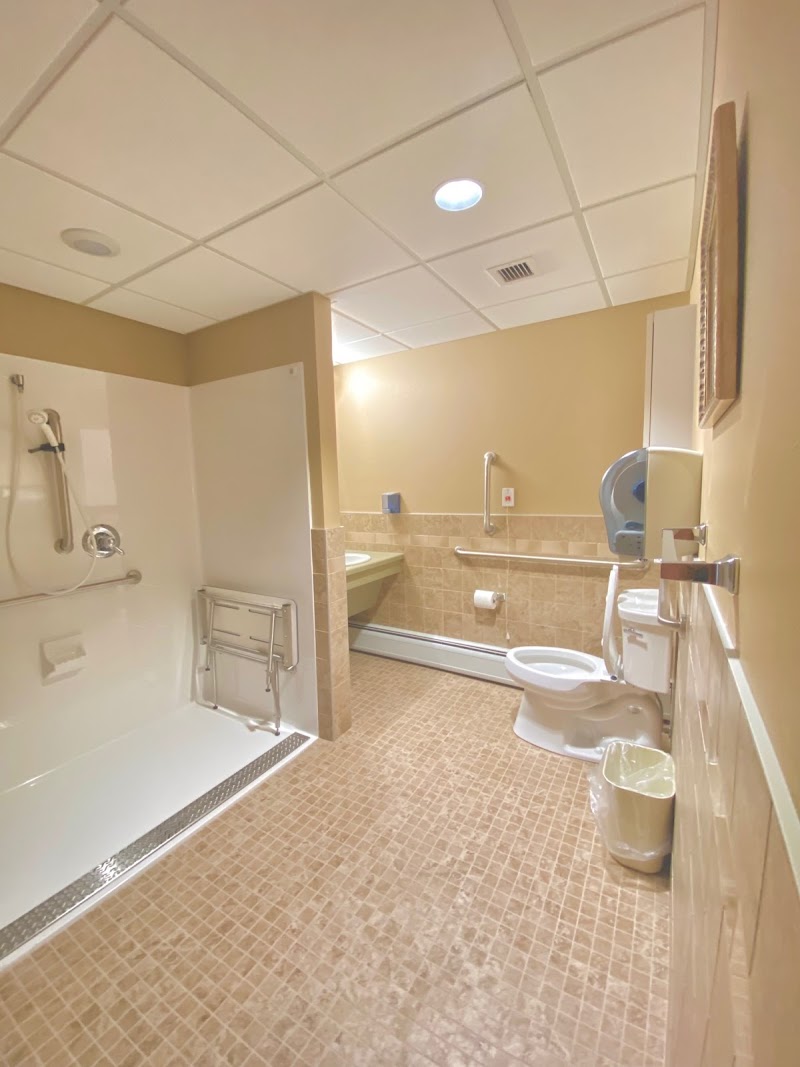 Oskaloosa Care Center nursing home in Oskaloosa, IA - Photo 3 of 5