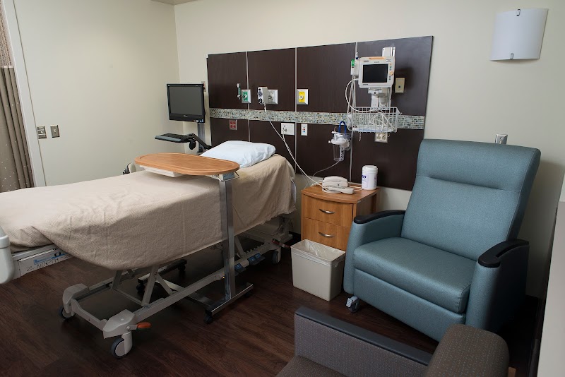 LAWRENCE MEMORIAL HOSPITAL SNF nursing home in LAWRENCE, KS - Photo 3 of 10