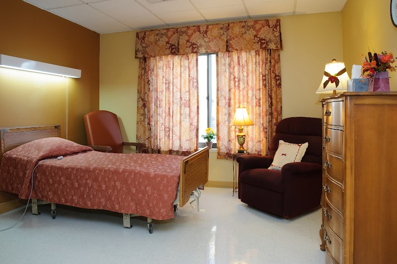 GARDEN TERRACE AT OVERLAND PARK nursing home in OVERLAND PARK, KS - Photo 3 of 5