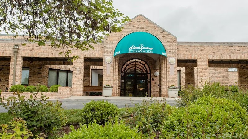 DELMAR GARDENS OF OVERLAND PARK nursing home in OVERLAND PARK, KS - Photo 2 of 5