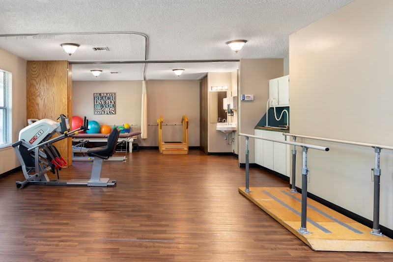 WESTVIEW OF DERBY REHABILITATION & HEALTH CARE CEN nursing home in DERBY, KS - Photo 2 of 5