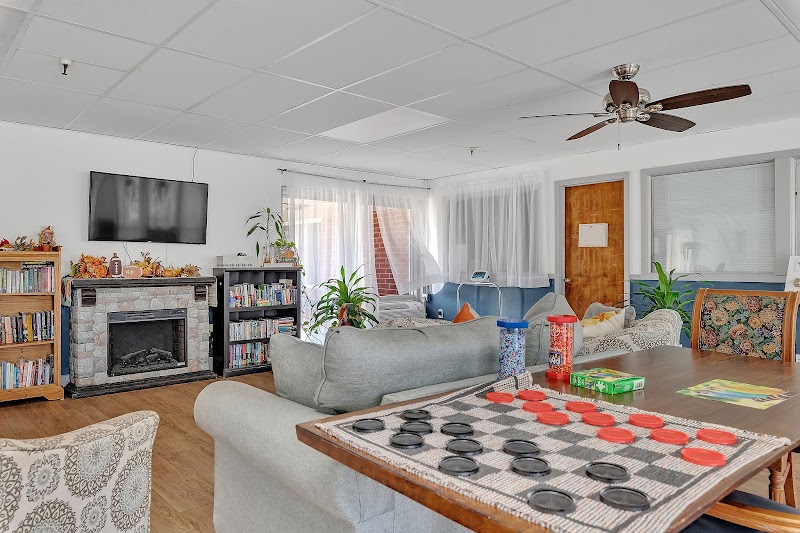 FLINT HILLS CARE AND REHABILITATION CENTER nursing home in EMPORIA, KS - Photo 4 of 5