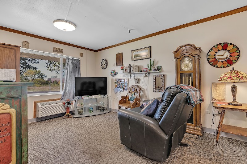 FLINT HILLS CARE AND REHABILITATION CENTER nursing home in EMPORIA, KS - Photo 5 of 5