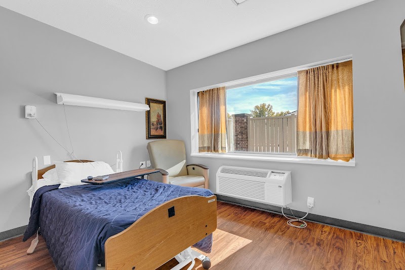 THE GARDENS AT ALDERSGATE nursing home in TOPEKA, KS - Photo 3 of 5