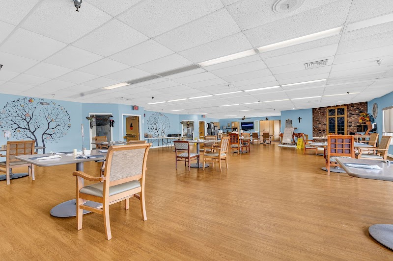 THE GARDENS AT ALDERSGATE nursing home in TOPEKA, KS - Photo 4 of 5