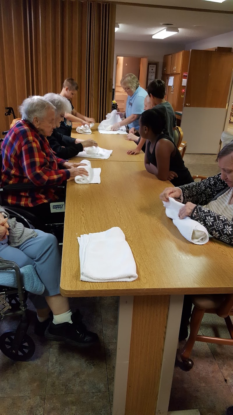 TRINITY MANOR nursing home in DODGE CITY, KS - Photo 3 of 6