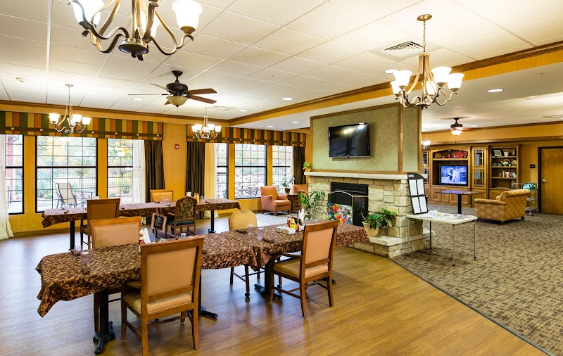 HOLIDAY RESORT OF SALINA nursing home in SALINA, KS - Photo 3 of 5