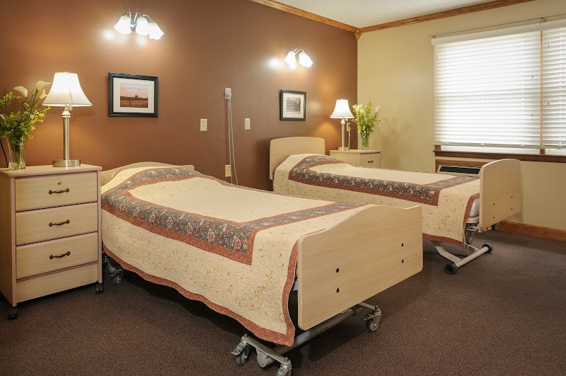 LIFE CARE CENTER OF SENECA nursing home in SENECA, KS - Photo 4 of 10