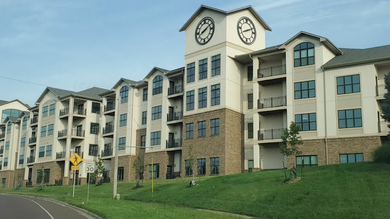 VILLAGE SHALOM INC nursing home in OVERLAND PARK, KS - Photo 2 of 5