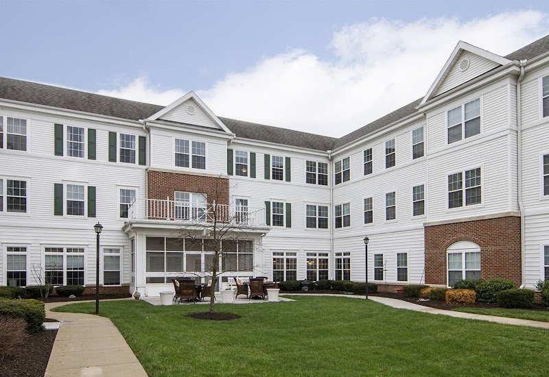 THE VILLAGE AT MISSION nursing home in PRAIRIE VILLAGE, KS - Photo 3 of 5