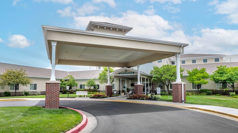 BROOKDALE OVERLAND PARK nursing home in OVERLAND PARK, KS - Photo 2 of 5