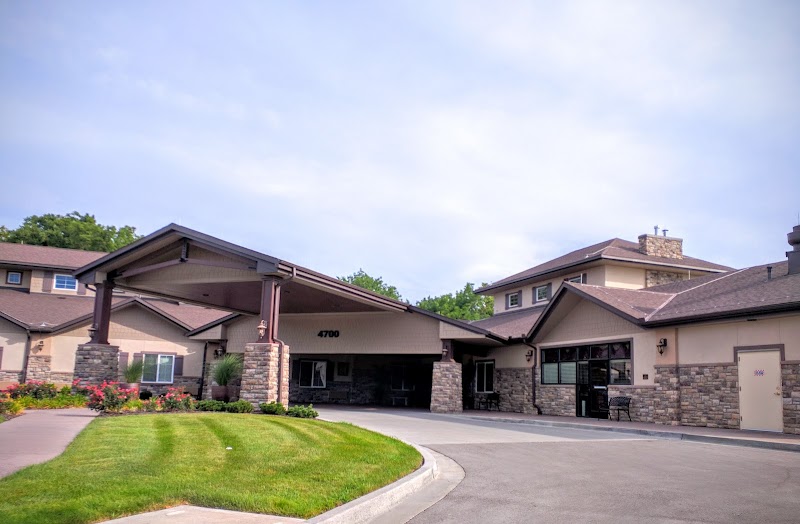 ADVANCED HEALTH CARE OF OVERLAND PARK nursing home in OVERLAND PARK, KS - Photo 2 of 10