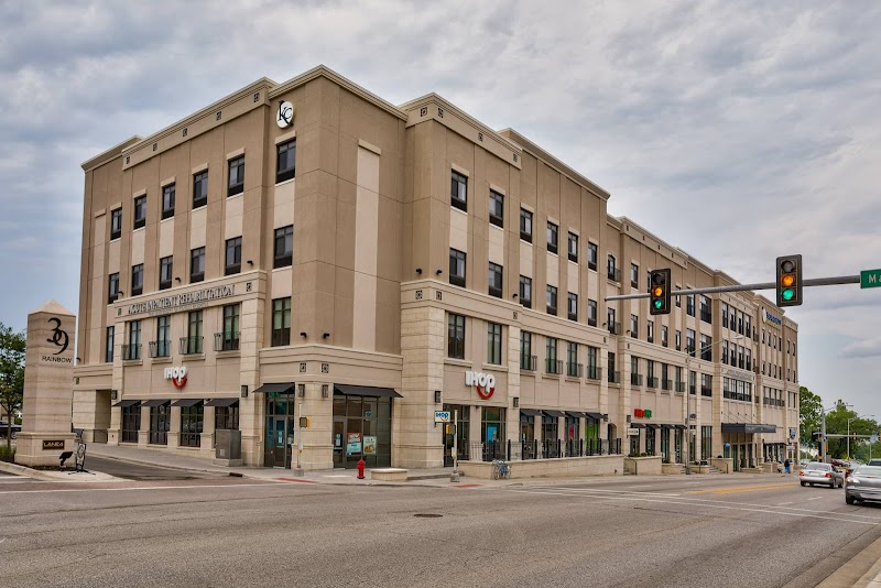 IGNITE MEDICAL RESORT RAINBOW BOULEVARD, LLC nursing home in KANSAS CITY, KS - Photo 2 of 5
