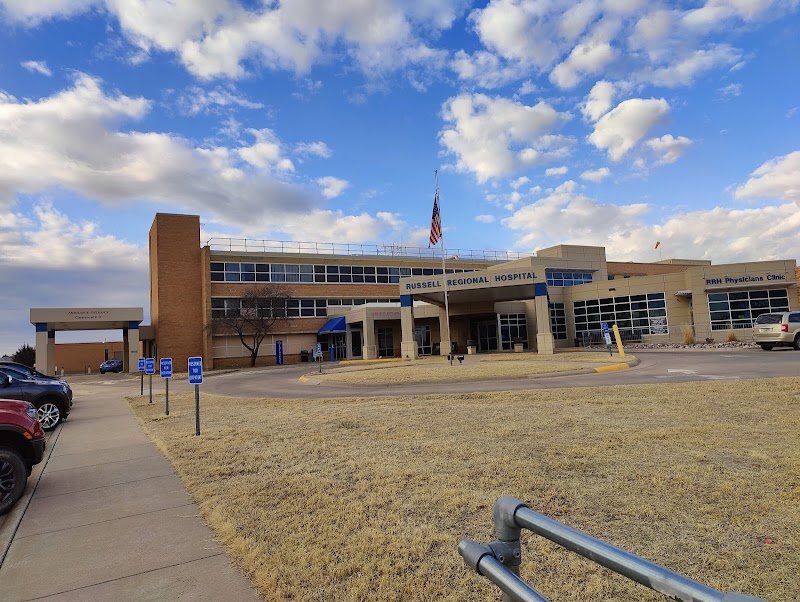RUSSELL REGIONAL HOSPITAL LTCU nursing home in RUSSELL, KS - Photo 2 of 5